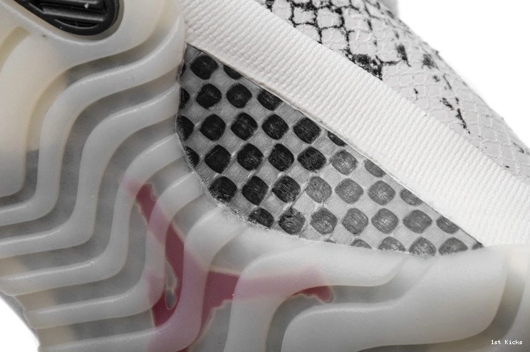  Bone CD6846-002 Low Snake Jordan Retro 11 Light 0511